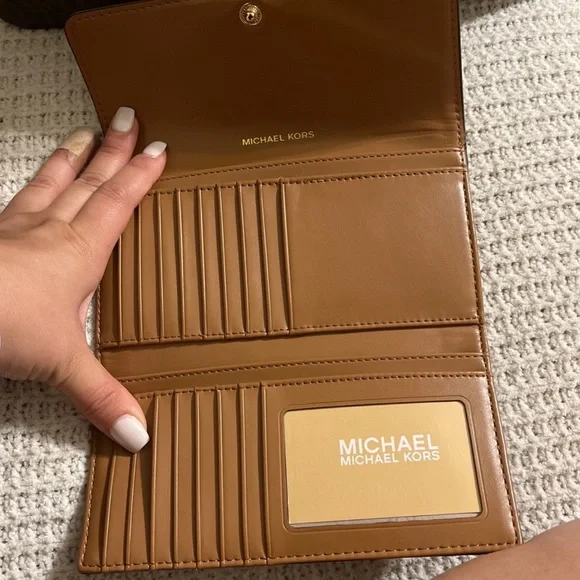 MK Wallet with matching purse